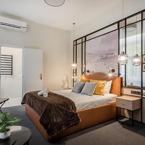 Astoria Boutique Suites- Location By Bqa , Budapest Ungheria